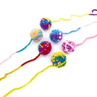 HIPPIE PET игрушки для кошек, мячики, с перышком, 5 см пестрые, 2 шт.