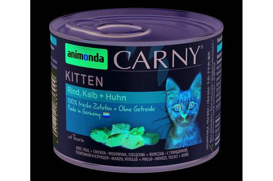 Noortele kassidele mõeldud Märg täissööt veise-, vasika- ja kanalihaga