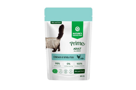 Märg täissööt kana ja valge kalaga igat tõugude täiskasvanud kasside nahale ja karvkattele