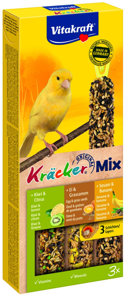 Väikeloomade maiuspalad muna, kiivi ja banaaniga