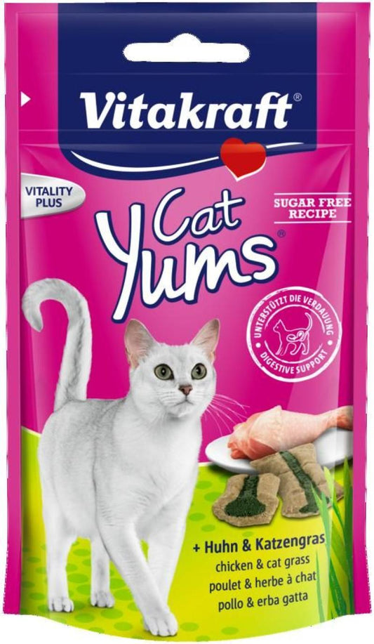 Vitakraft Cat Yums лакомство для кошек с курицей и кошачьей травой